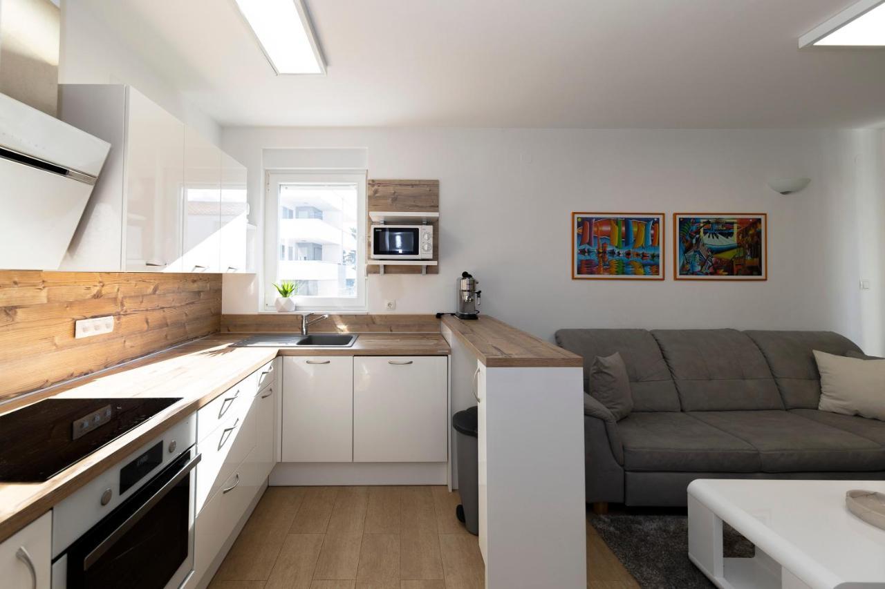 Joy 2 Apartment Novalja Luaran gambar