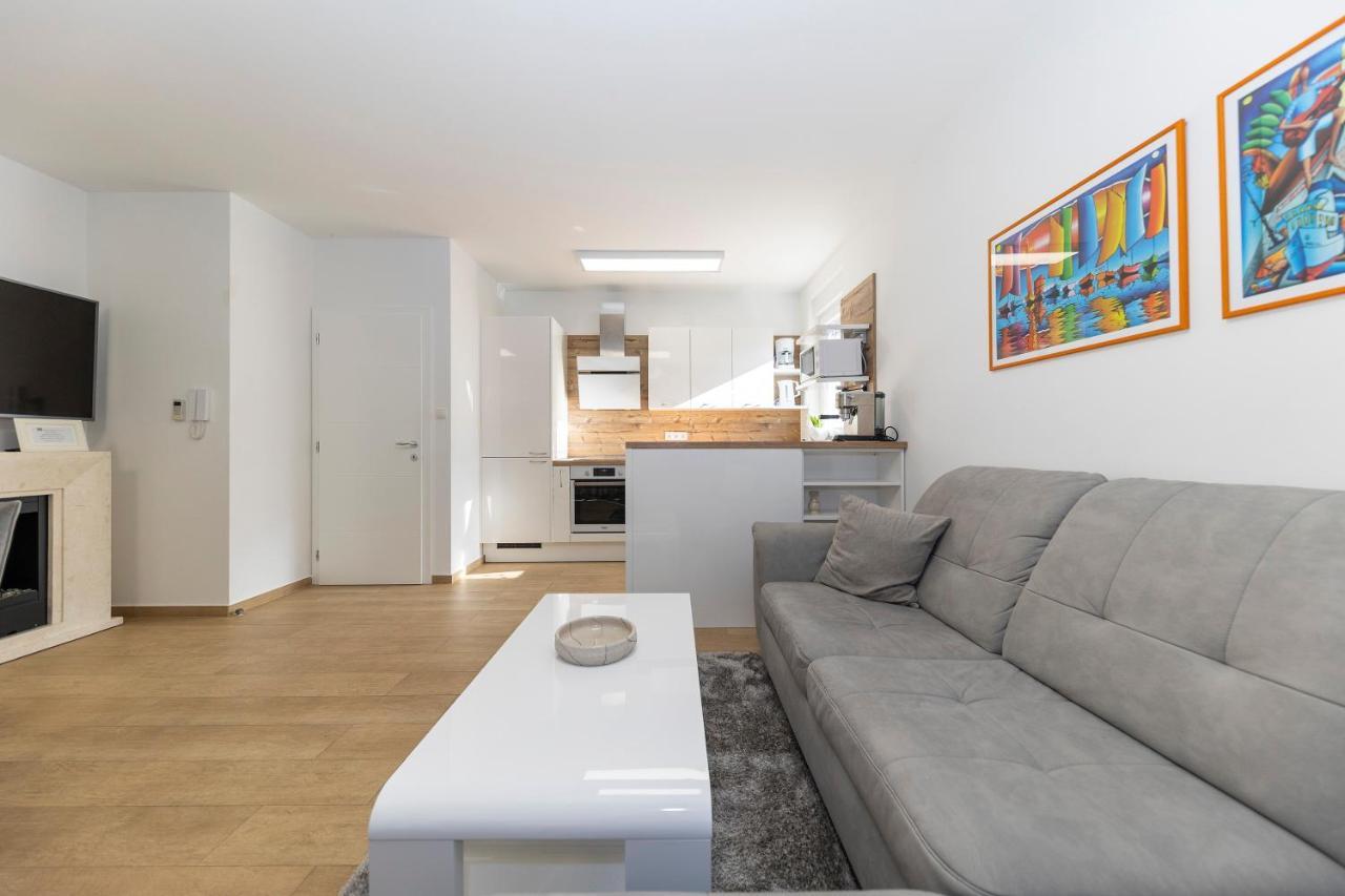 Joy 2 Apartment Novalja Luaran gambar